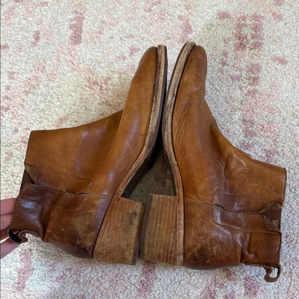 Kork-Ease Women's Tan Leather Chelsea Ankle Booties - Picture 8 of 12